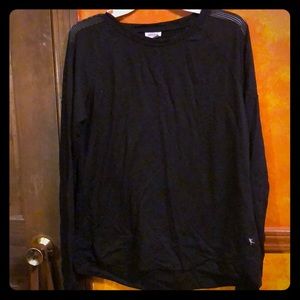 Long sleeve workout top